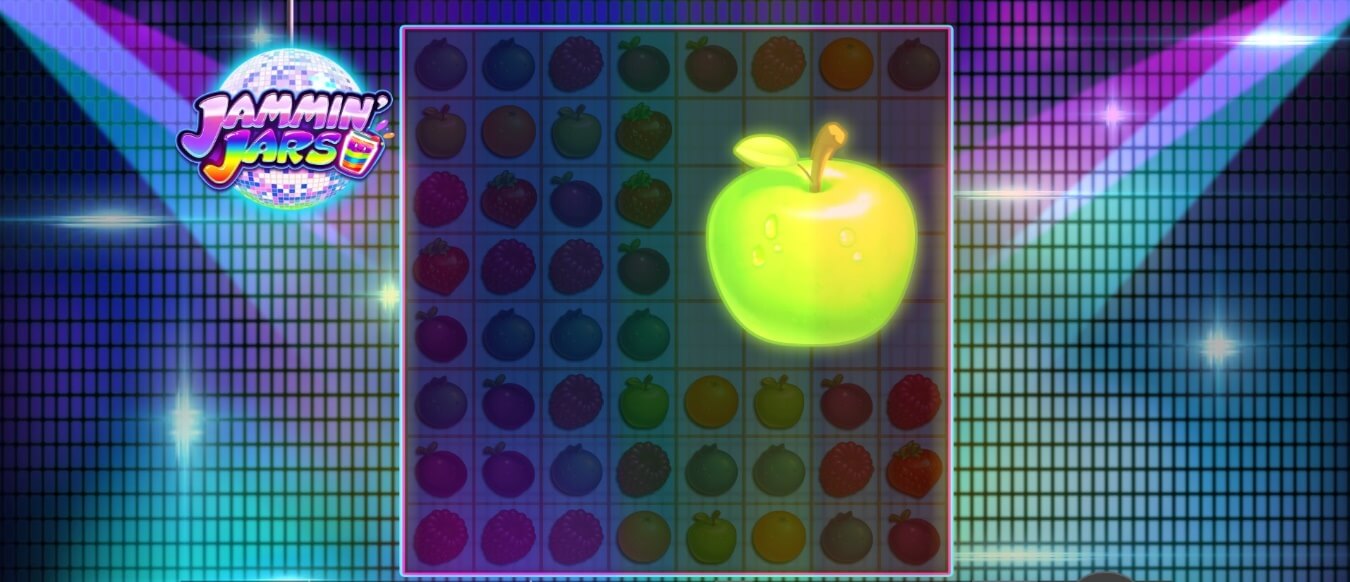 Manzana verde gigante obtenida durante mecánica de arcoiris en el juego Jammin’ Jars